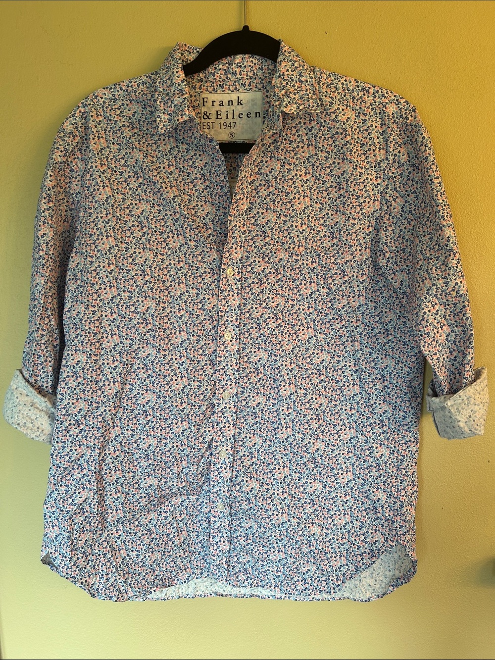 Frank and Eileen blouse size small